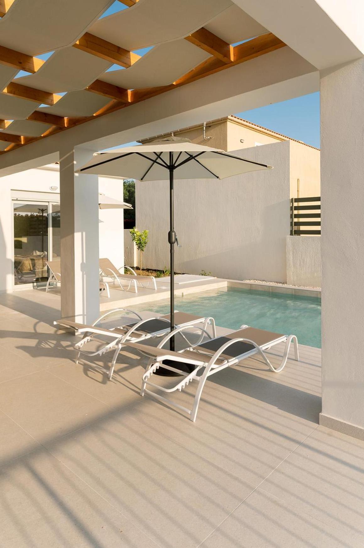 Villa Kira ترابيزاكي المظهر الخارجي الصورة