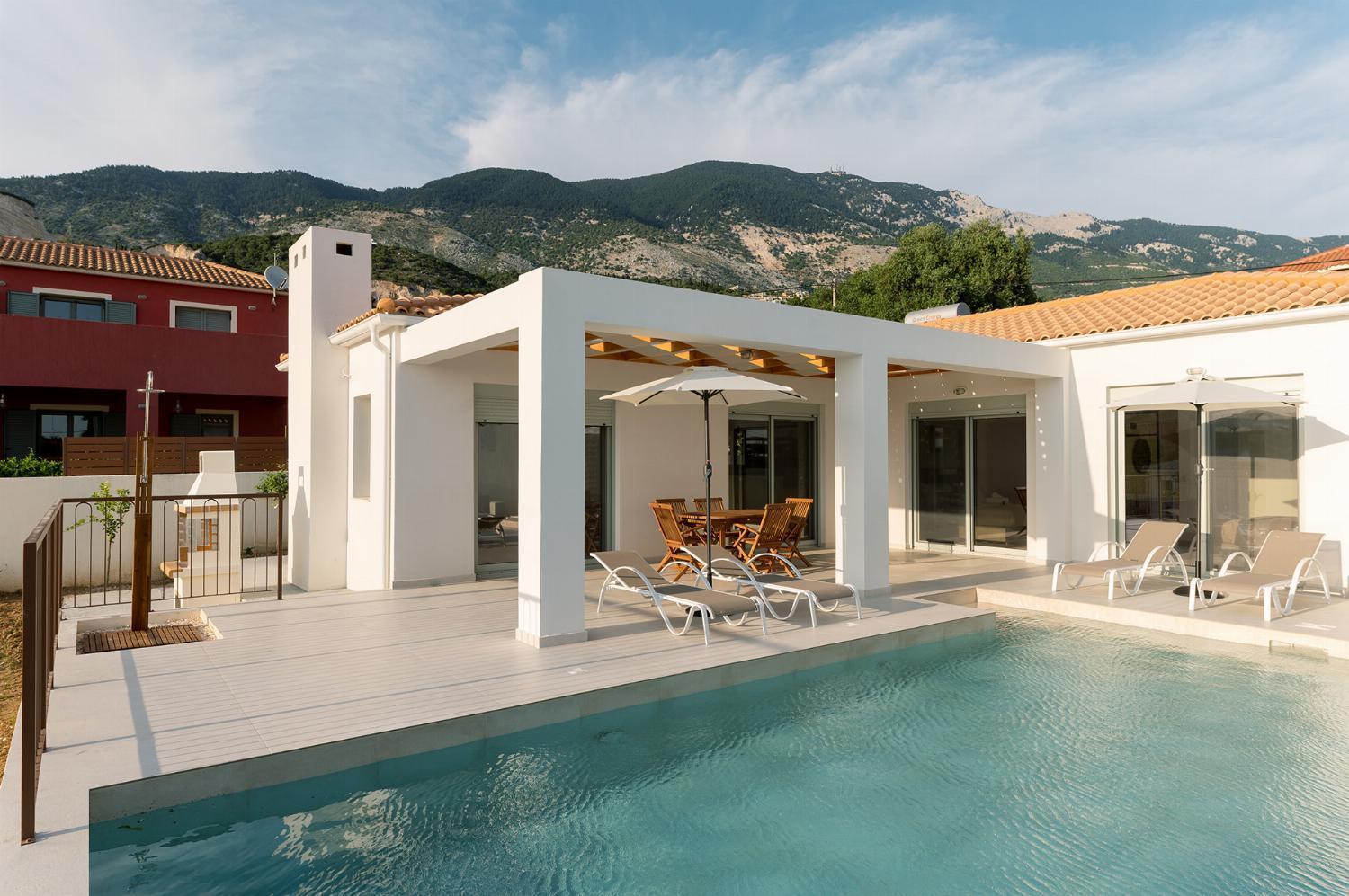 Villa Kira ترابيزاكي المظهر الخارجي الصورة
